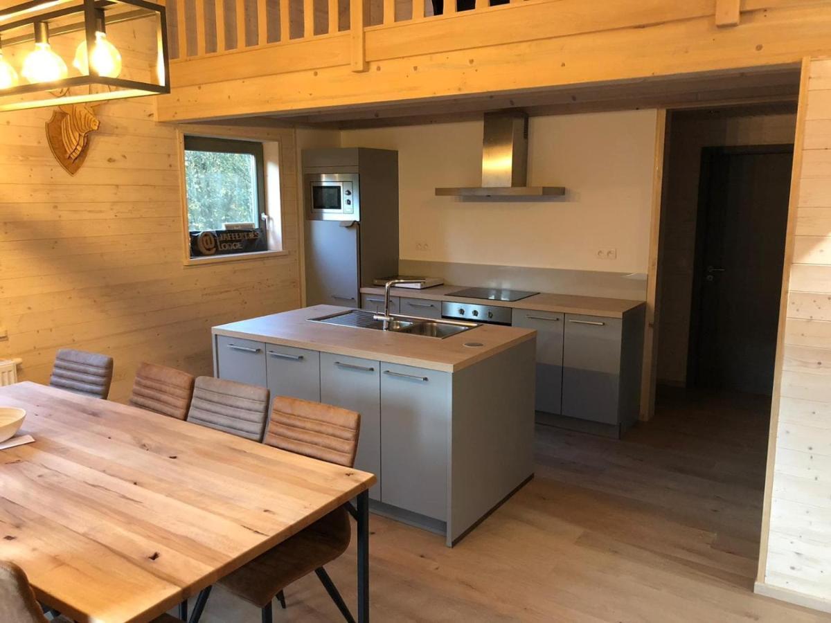 Chalet Tjaffers Lodge Durbuy Exterior foto